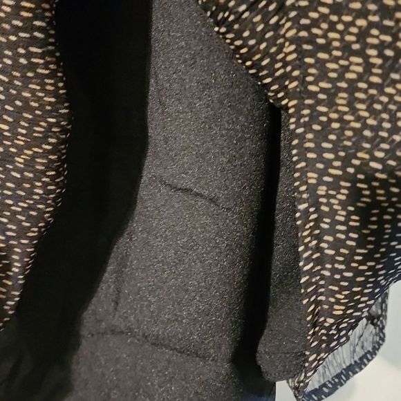 NWOT✨ Loft skirt - Picture 6 of 7